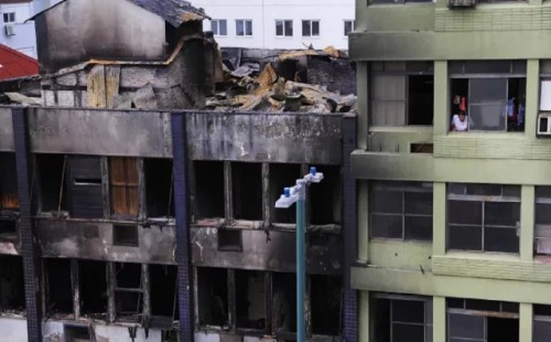 ব্রাজিলে অগ্নিকাণ্ড, নিহত ১০ 