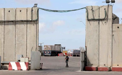 ত্রাণ প্রবেশের জন্য কেরেম শালম ক্রসিং খুলে দিচ্ছে ইসরায়েল 