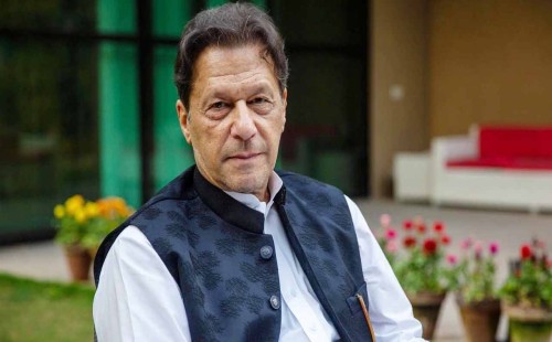 দুর্নীতির মামলায় জামিন পেলেন ইমরান খান 