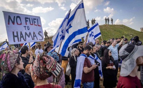 গাজায় ত্রাণ প্রবেশে ইসরায়েলিদের বাধা 