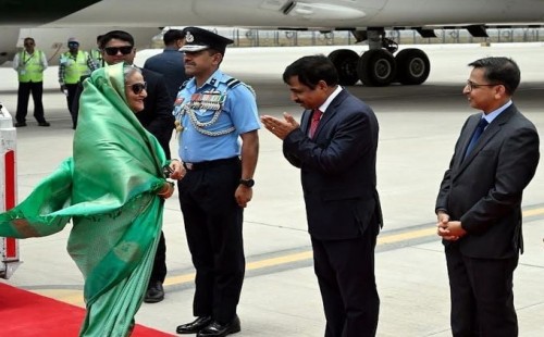 নয়াদিল্লি পৌঁছেছেন শেখ হাসিনা 