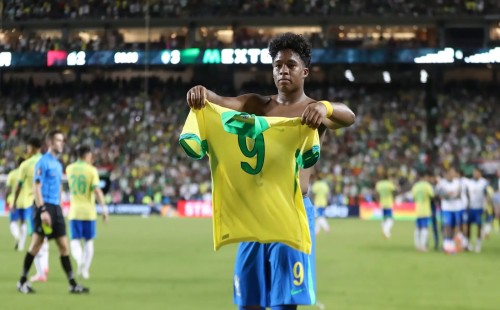 আবারও এনড্রিক জাদু, জয় নিয়েই মাঠ ছাড়ল ব্রাজিল 