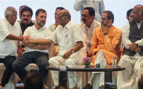 পদ খোয়াতে পারেন বিরোধীদের ৬ সাংসদ 