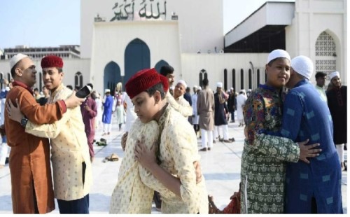 বায়তুল মোকাররমে ঈদুল আজহার ৫ জামাত 