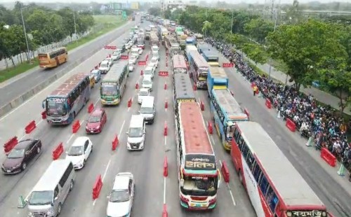 বঙ্গবন্ধু এক্সপ্রেসওয়েতে বেড়েছে যানবাহনের চাপ 