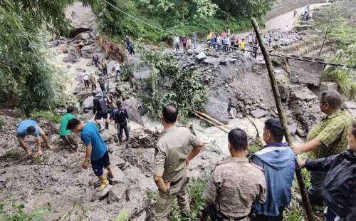 সিকিমে আবারও ধস, বন্ধ ১০ নম্বর জাতীয় সড়ক 
