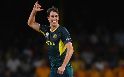 টানা হ্যাটট্রিকে প্যাট কামিন্সের বিরল রেকর্ড 