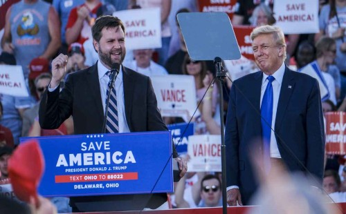 রিপাবলিকান দলের প্রেসিডেন্ট প্রার্থী ট্রাম্প, রানিংমেট ভ্যান্স 