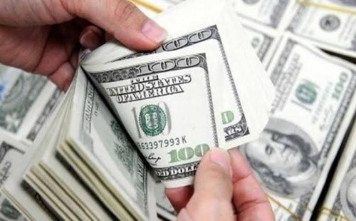 এক মাসে রেমিট্যান্স কমলো সাড়ে ৭ হাজার কোটি 