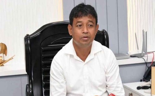 সিনেমার নাম ‘হারুনের ভাতের হোটেল’ 