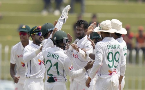 বিশ্বরেকর্ড গড়লেন সাকিব 