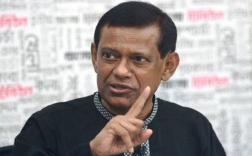 অবৈধ অনুপ্রবেশের দায়ে সাবেক বিচারপতি মানিকের বিরুদ্ধে মামলা 