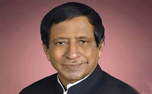 দুস্থদের তালিকায় সাবেক সমাজকল্যাণমন্ত্রীর স্বজনেরা 