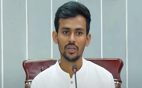ট্রাফিক নিয়ম মেনে চলার আহ্বান আসিফ মাহমুদের 