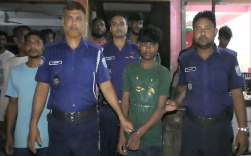 চকলেটের প্রলোভনে শিশু ধর্ষণ, আটক কিশোর 