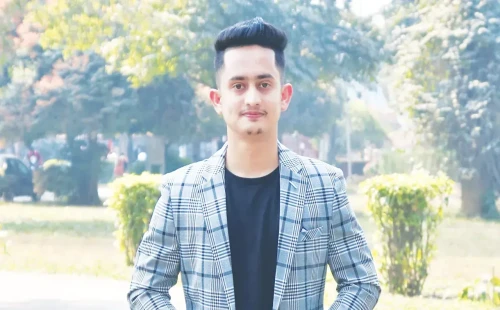 ফের রাজপথে নামার হুঁশিয়ারি সারজিসের 