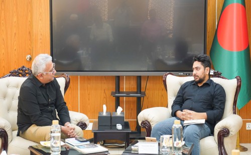 মেয়াদবিহীন ইন্টারনেট প্যাকেজ চালুর আহ্বান তথ্য উপদেষ্টার 