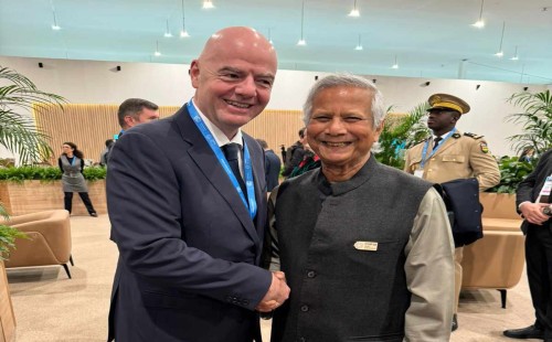 ড. ইউনূসের আমন্ত্রণে বাংলাদেশে আসছেন ফিফা প্রেসিডেন্ট 