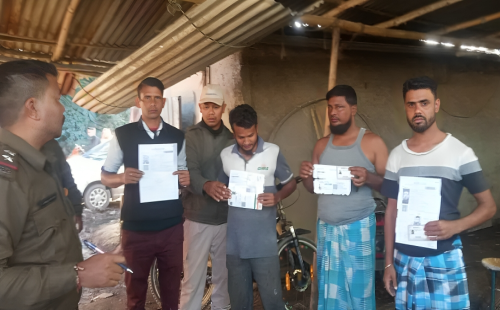 মণিপুরে বাংলাদেশি সন্দেহে ২৯ শ্রমিক আটক 