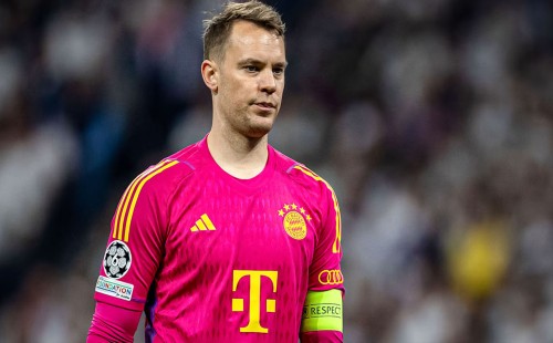 ক্যারিয়ারে প্রথম লাল কার্ড দেখলেন ন্যুয়ার, নিষিদ্ধ ২ ম্যাচ 