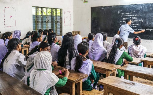 ‘শনিবারও স্কুল খোলা’ রাখার তথ্য সঠিক নয় 
