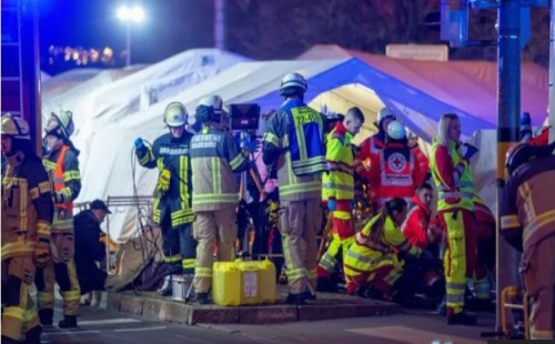 জার্মানিতে বড়দিনের বাজারে গাড়ি, নিহত ২ আহত বহু 