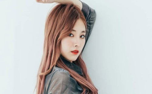 পপ তারকা থেকে নীল ছবির নায়িকা, কোটি টাকার সাফল্য 