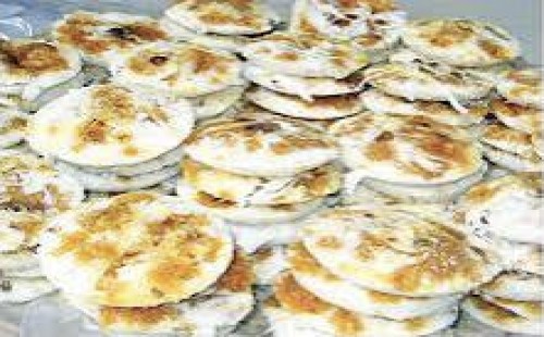 বাসায় সহজেই বানান ভাপা পিঠা 