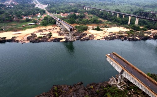 ব্রাজিলে সেতু ধসে নিহতের সংখ্যা বেড়ে ১০ 