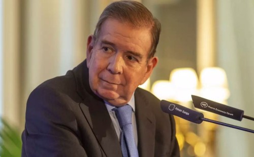 উরুতিয়াকে পেতে লাখ ডলারের ঘোষণা 