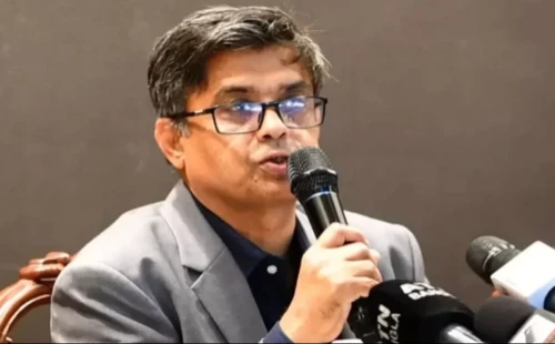 অন্তর্বর্তী সরকার প্রশ্ন করার স্বাধীনতা দিয়েছে: প্রেস সচিব 