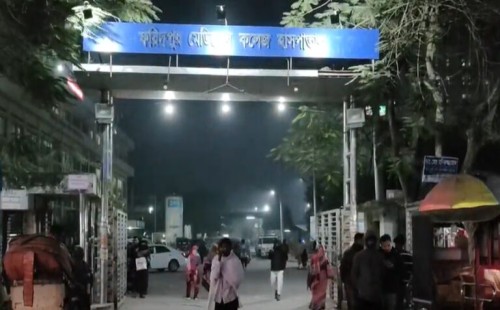 মধ্যরাতে ডিবির অভিযানে জুয়াড়িদের হামলায় আহত ৩ পুলিশ সদস্য 