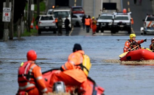 অস্ট্রেলিয়ায় বন্যা, বাসিন্দা সরানোর নির্দেশ 