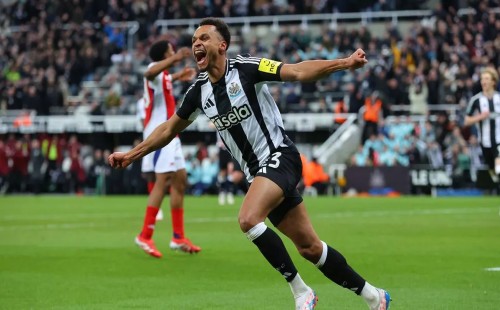 আর্সেনালকে হারিয়া কারাবো কাপের ফাইনালে নিউক্যাসল 