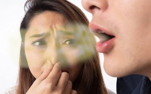 মুখের দুর্গন্ধ দূর করার ঘরোয়া উপায় 