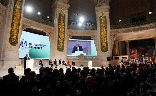 এআই চুক্তি স্বাক্ষরে যুক্তরাজ্য ও যুক্তরাষ্ট্রের অস্বীকৃতি 