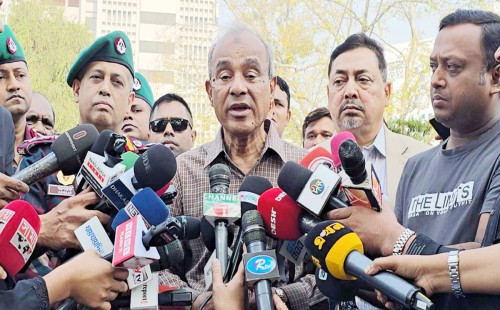 অভিযানে গাফিলতি পেলে ছাড় পাবে না, স্বরাষ্ট্র উপদেষ্টার হুঁশিয়ারি 