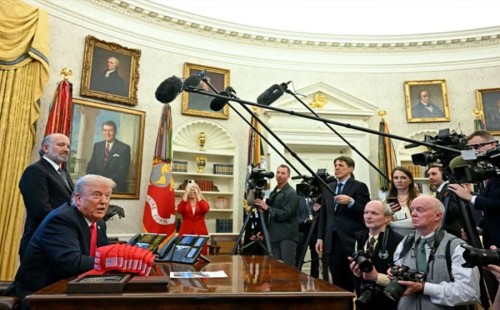 সাংবাদিকদের প্রবেশাধিকার সীমিত? 