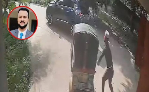 রিকশাচালককে পিটিয়ে বরখাস্ত সেই সরকারি কর্মকর্তা 