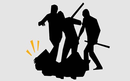 ভুল বোঝাবুঝির জেরেই দুই বিদেশিকে মারধর 