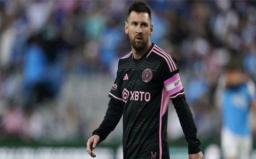 বন্যার্তদের জন্য মেসির মন কাঁদছে 