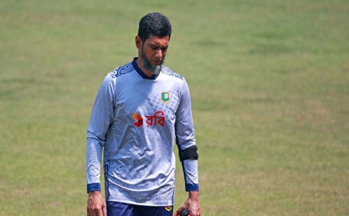 আন্তর্জাতিক ক্রিকেট থেকে অবসর নিলেন মাহমুদউল্লাহ 