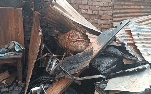 গোপালগঞ্জে অগ্নিকাণ্ডে পুড়ে গেছে ২ স্বর্ণের দোকান, ক্ষয়ক্ষতি ১৫ লাখ টাকা 