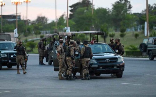 বেলুচিস্তানে সেনা কনভয়ে হামলা 