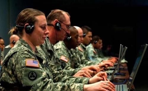 মার্কিনিদের বিশ্বব্যাপী তথ্য চুরি 