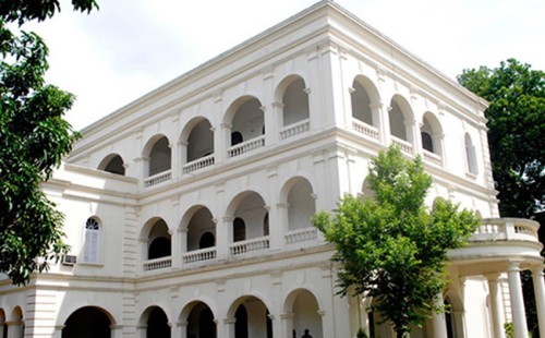 ‘ইদ’ থেকে ‘ঈদ’ বানানে ফিরছে বাংলা একাডেমি 