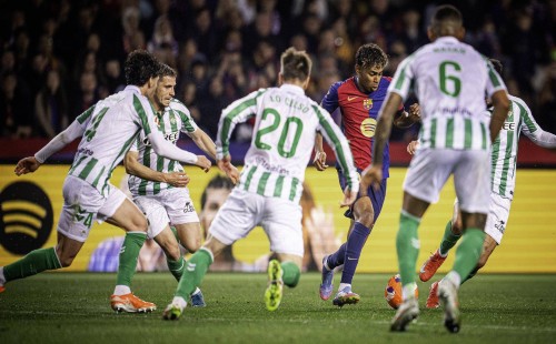 রিয়ালের হারের দিনে পয়েন্ট খোয়ালো বার্সেলোনাও 