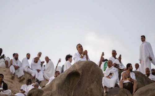হজ পালনে ভুল হলে করণীয় কী 