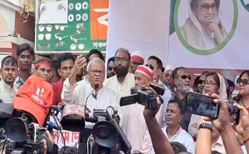 শেখ হাসিনা ভারত বসে লাদেনের মতো ভিডিও বার্তা দিচ্ছেন: রিজভী 