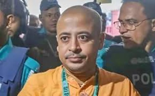 চিন্ময় কৃষ্ণ দাসকে চার মামলায় গ্রেপ্তার দেখানো হয়েছে 